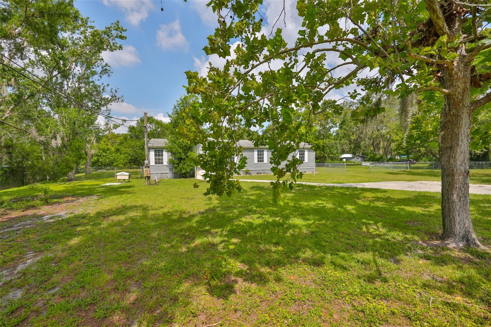 Image 5 of 35 For 12509 Spottswood Drive