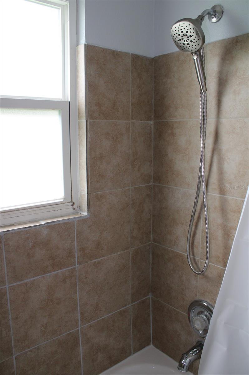 Image 18 of 23 For 3355 70th Avenue N