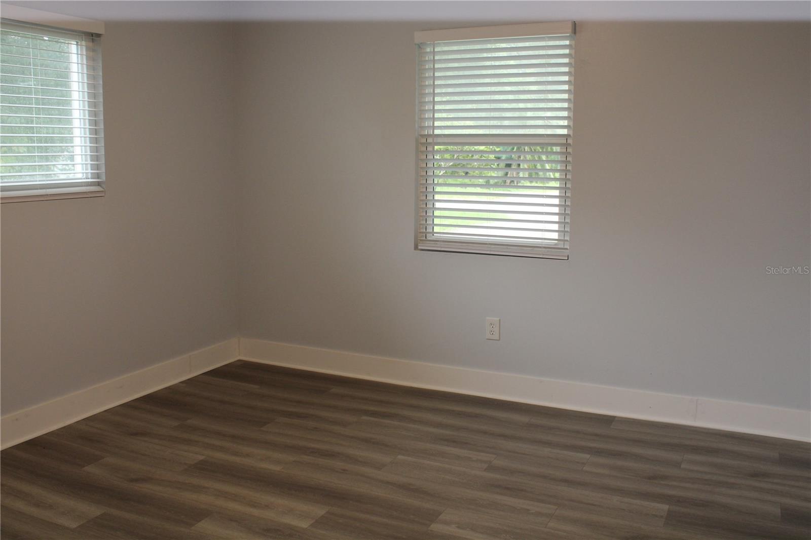 Image 8 of 23 For 3355 70th Avenue N