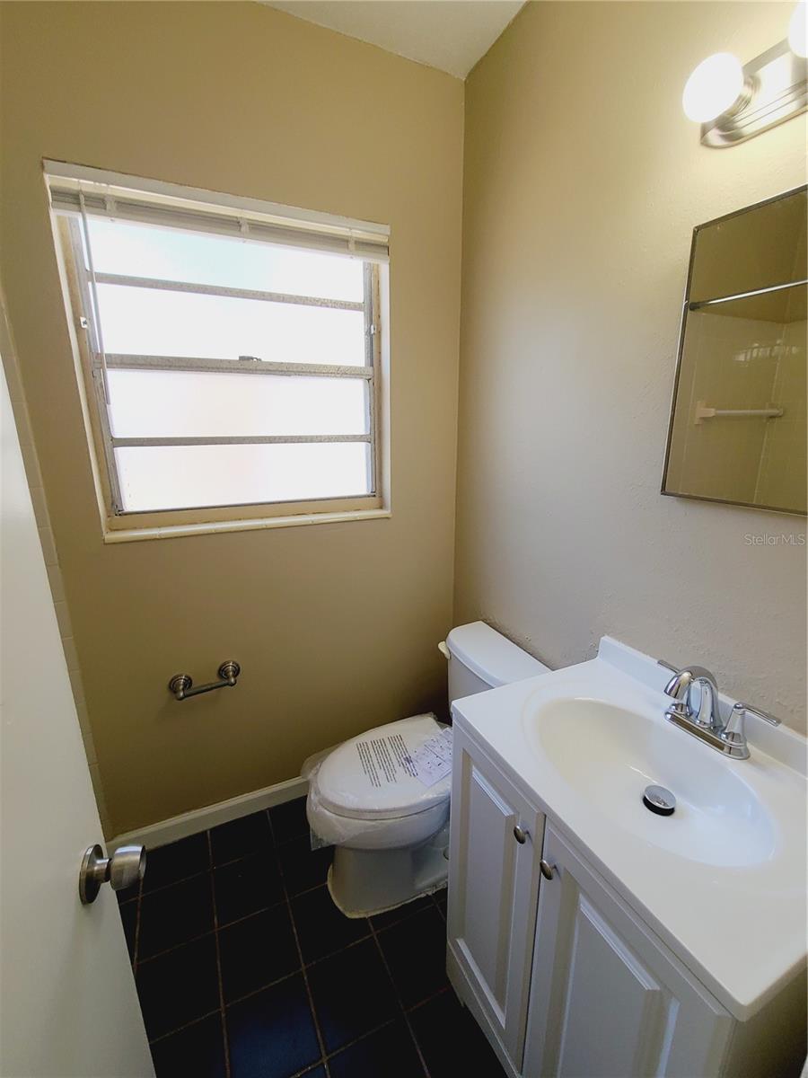 Image 17 of 29 For 2501 8th Street S