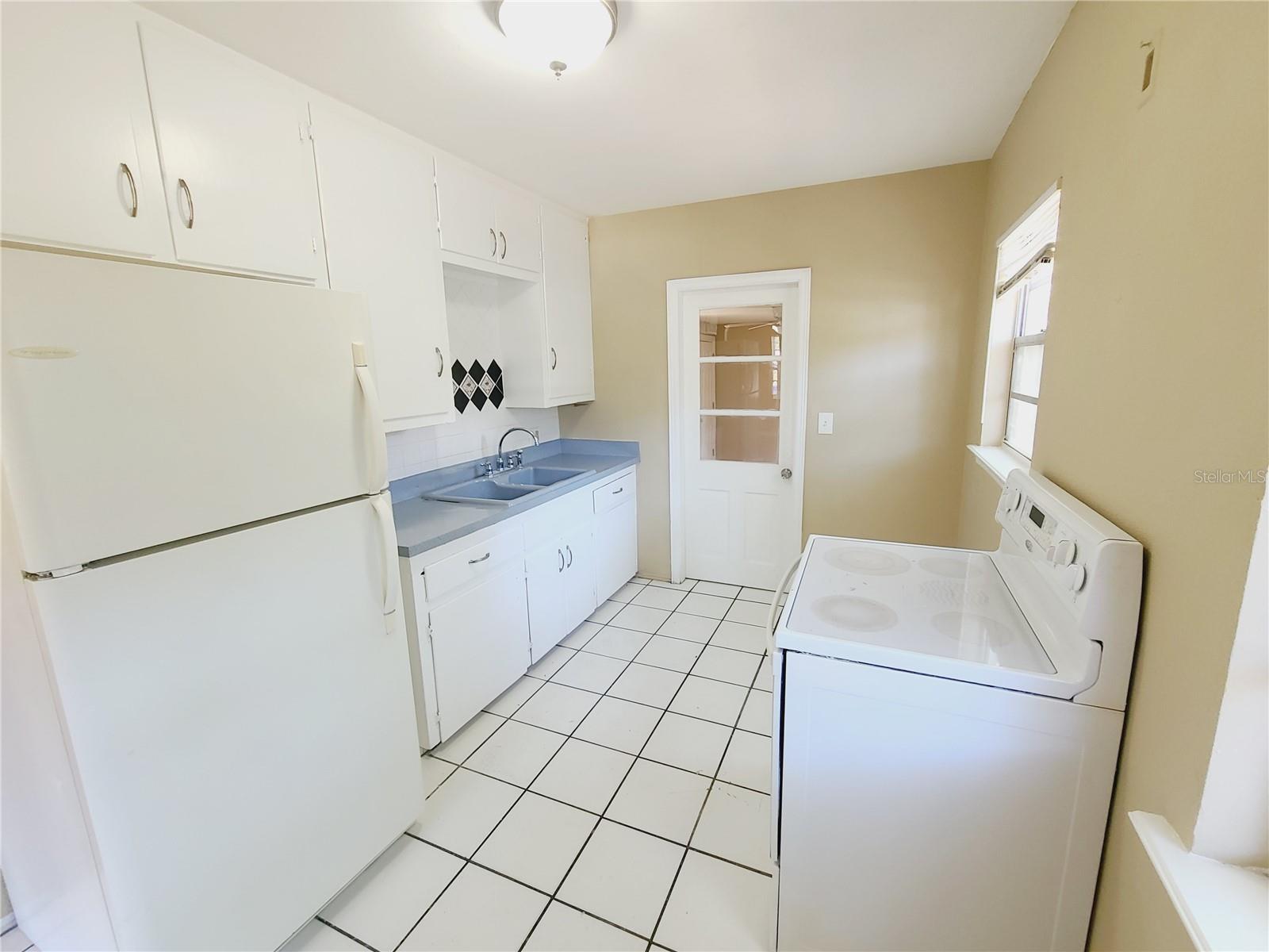Image 18 of 29 For 2501 8th Street S