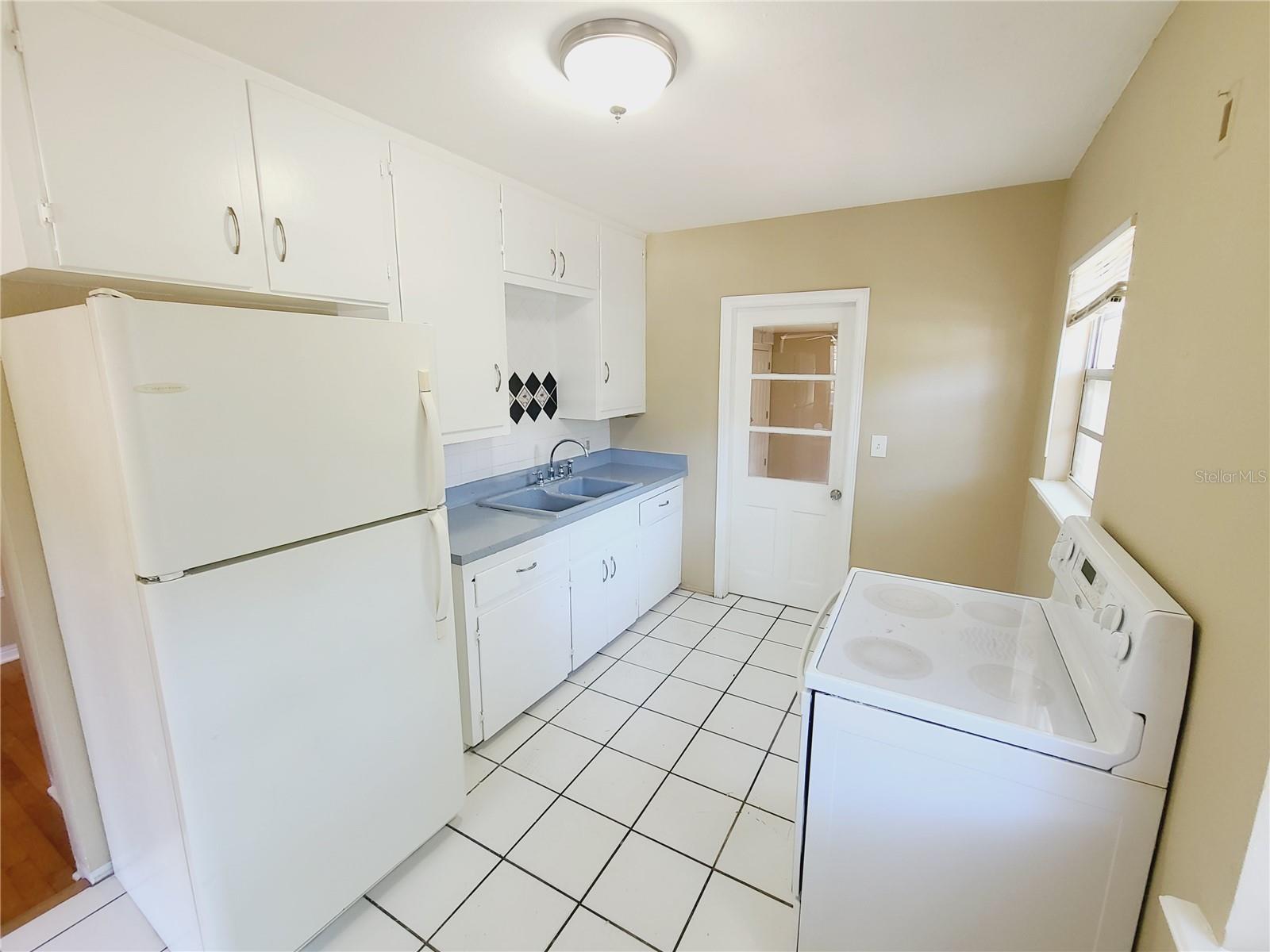 Image 19 of 29 For 2501 8th Street S