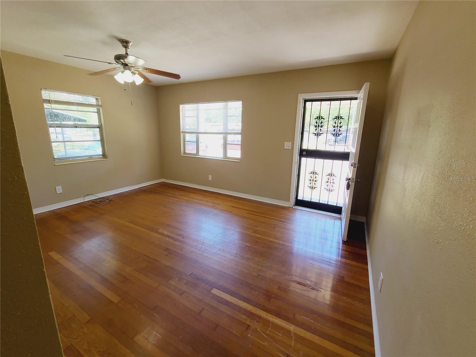Image 9 of 29 For 2501 8th Street S