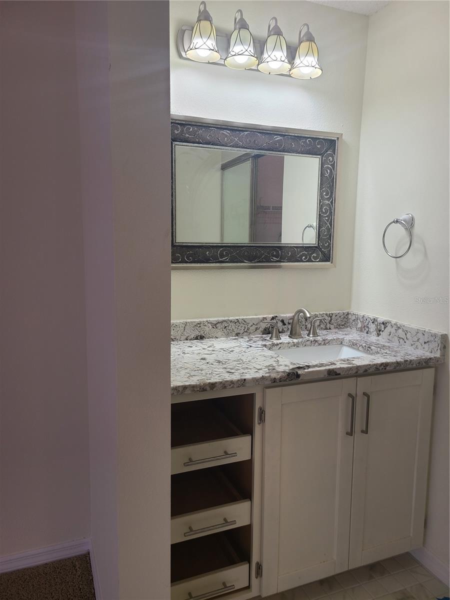 Image 15 of 17 For 10410 La Mirage Court 104