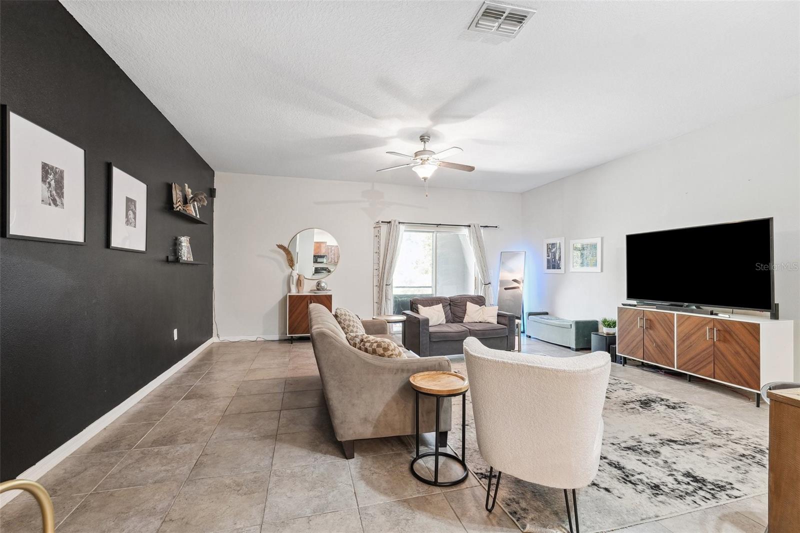 Image 11 of 27 For 10687 Lake Montauk Drive