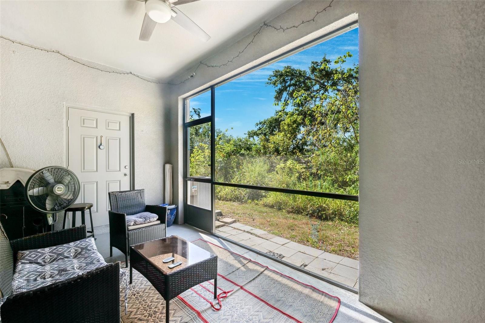 Image 25 of 27 For 10687 Lake Montauk Drive