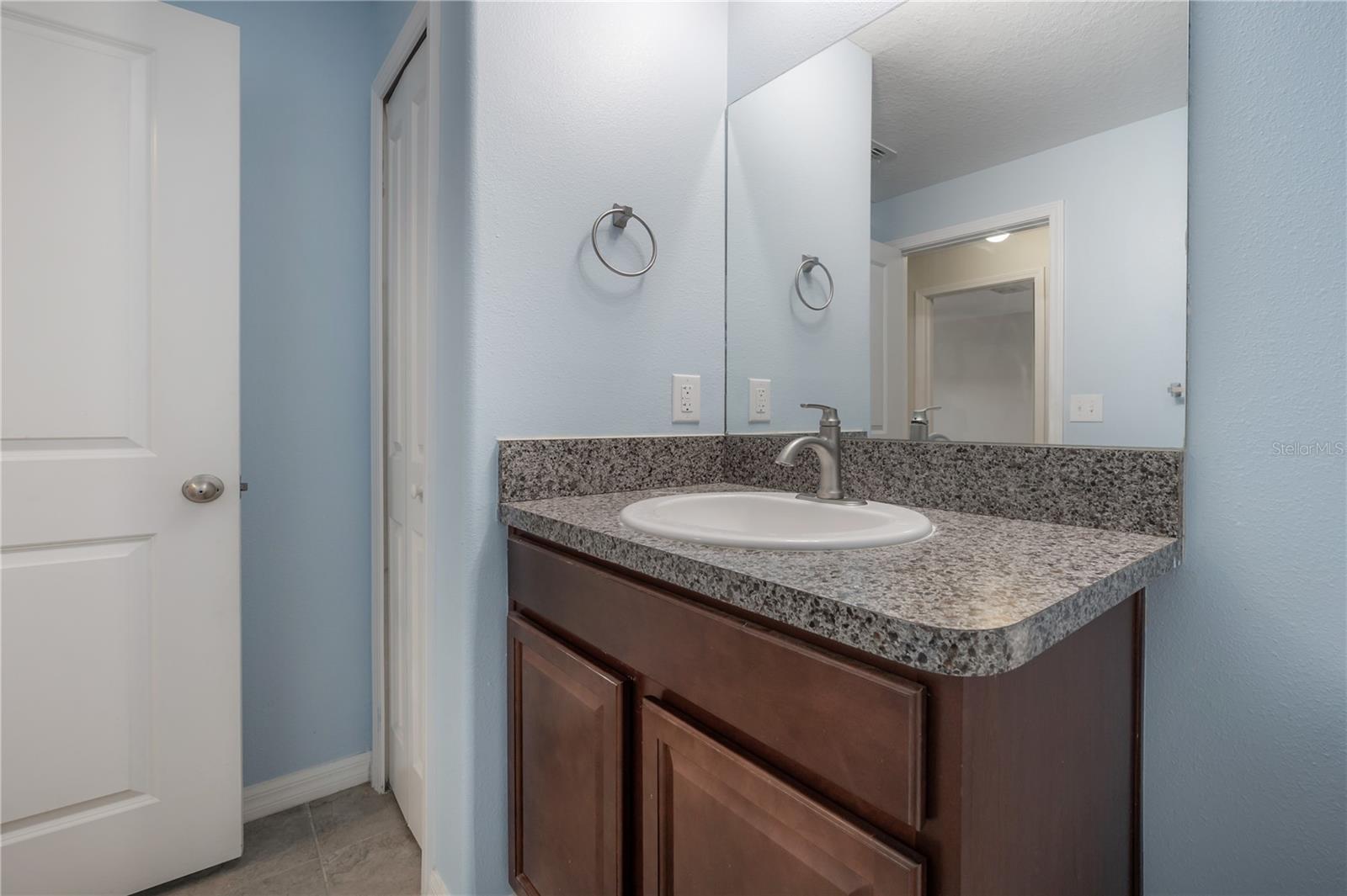 Image 33 of 55 For 10687 Lake Montauk Drive