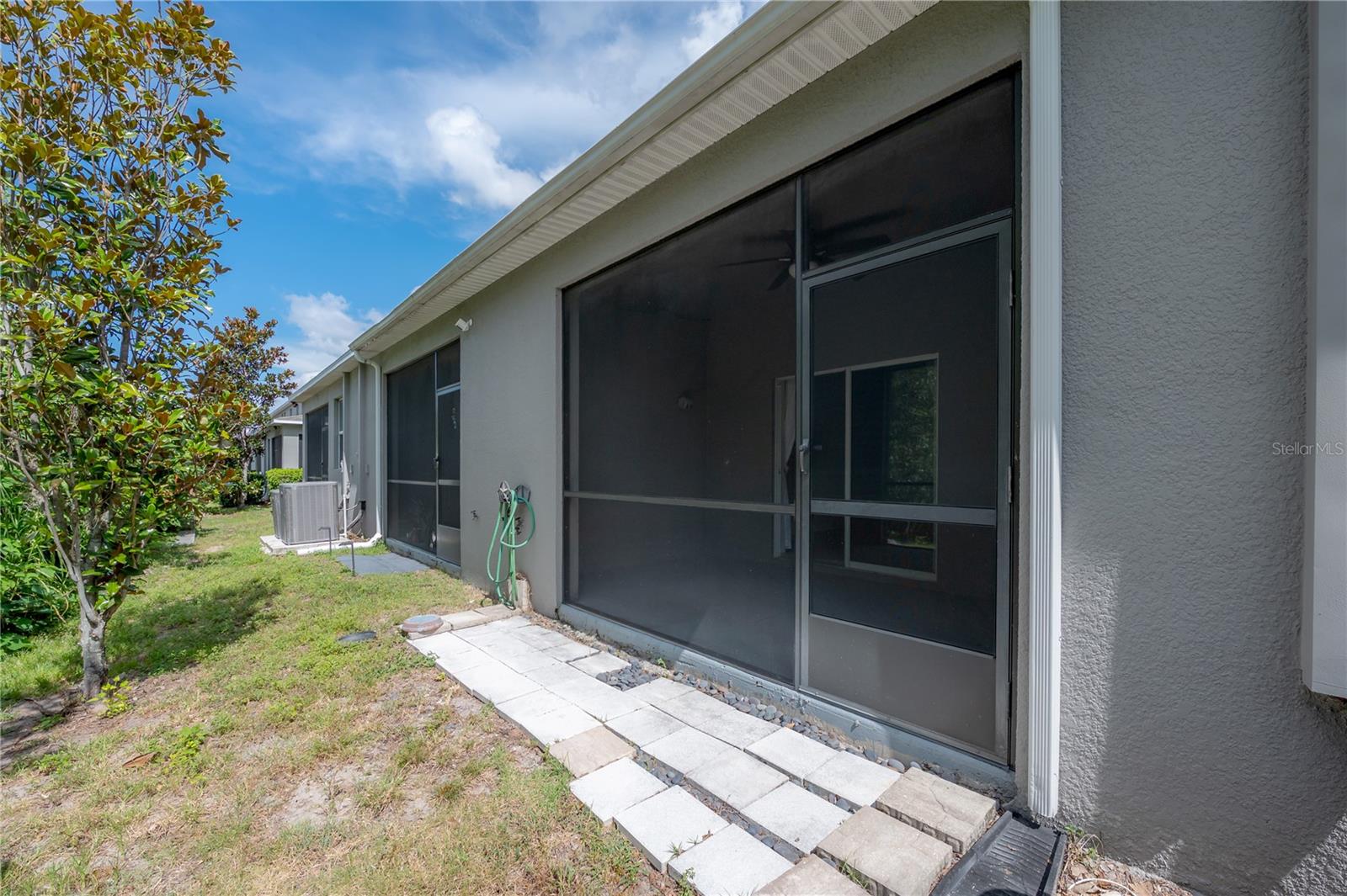 Image 43 of 55 For 10687 Lake Montauk Drive