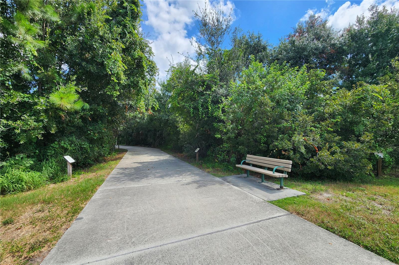 Image 51 of 55 For 10687 Lake Montauk Drive