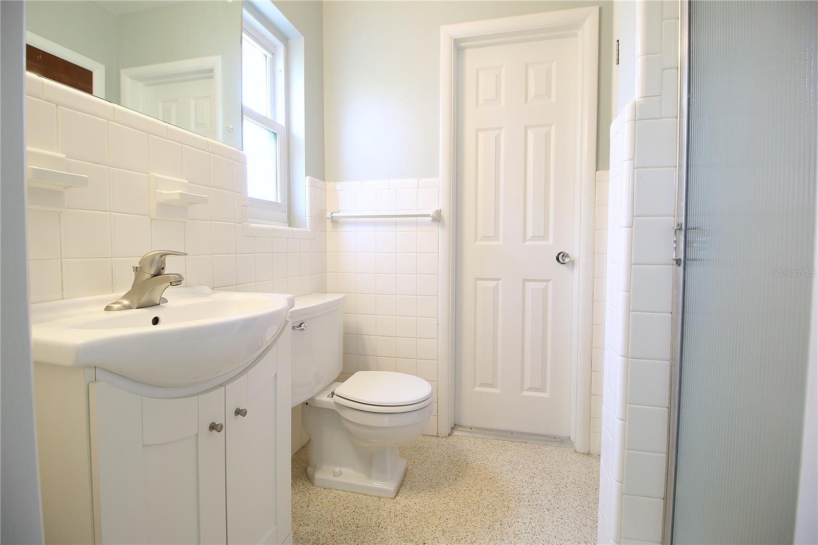 Image 14 of 23 For 1001 Brookside Drive