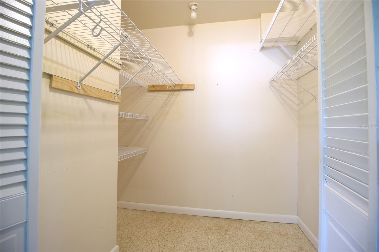 Image 15 of 23 For 1001 Brookside Drive
