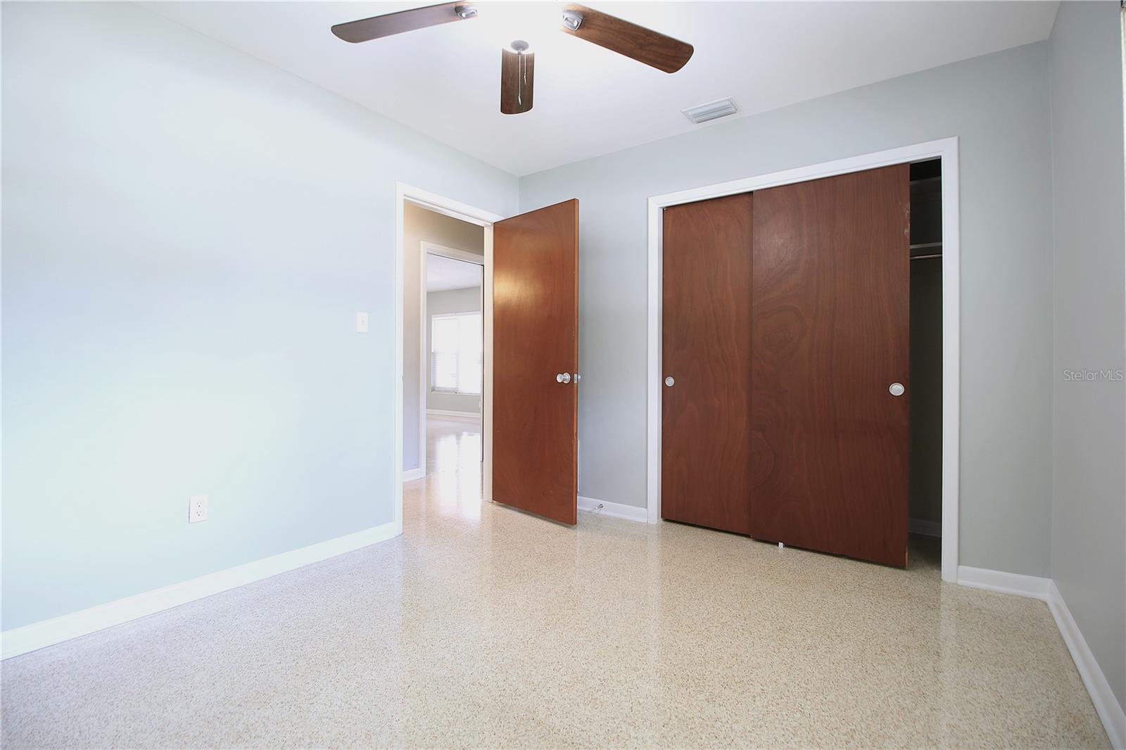 Image 17 of 23 For 1001 Brookside Drive
