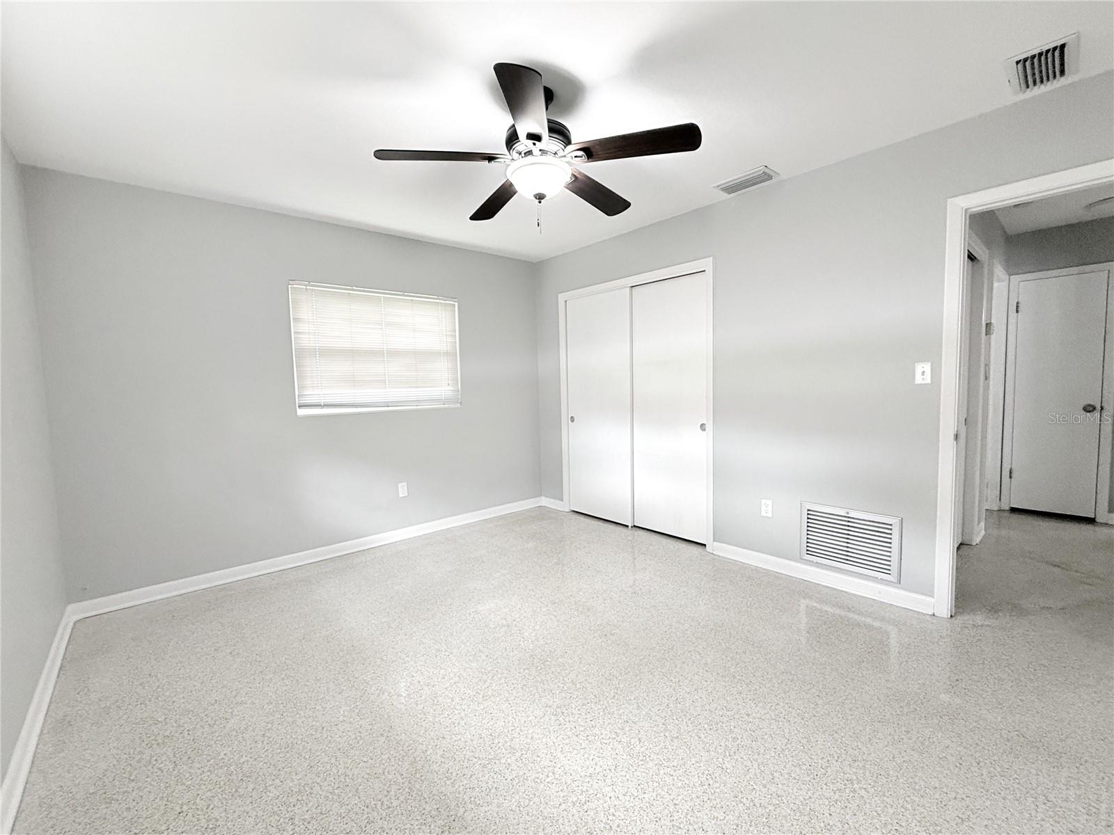 Image 19 of 23 For 1001 Brookside Drive