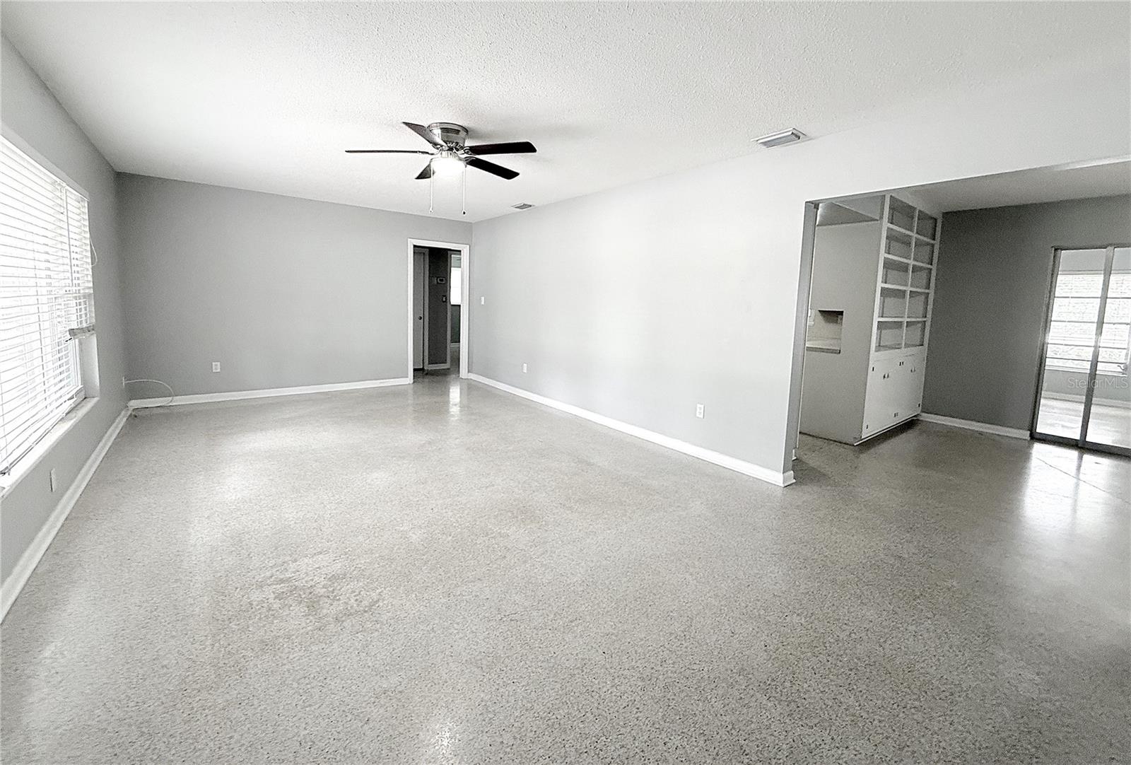 Image 5 of 23 For 1001 Brookside Drive
