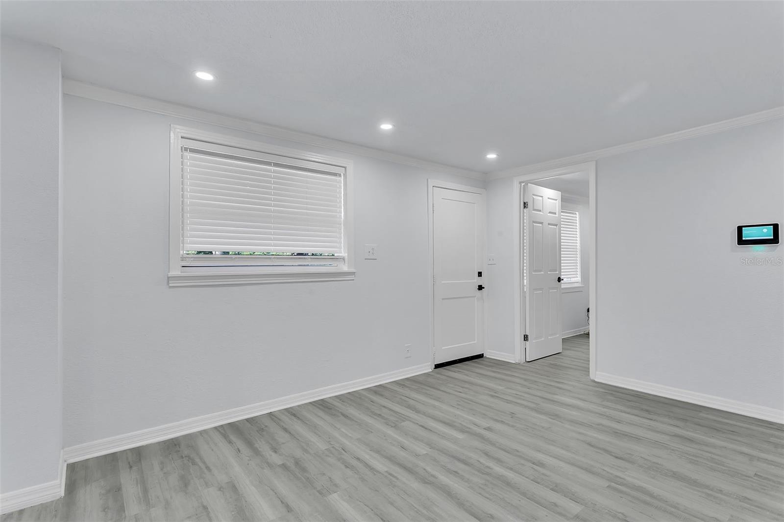 Image 7 of 11 For 2107 93rd Avenue