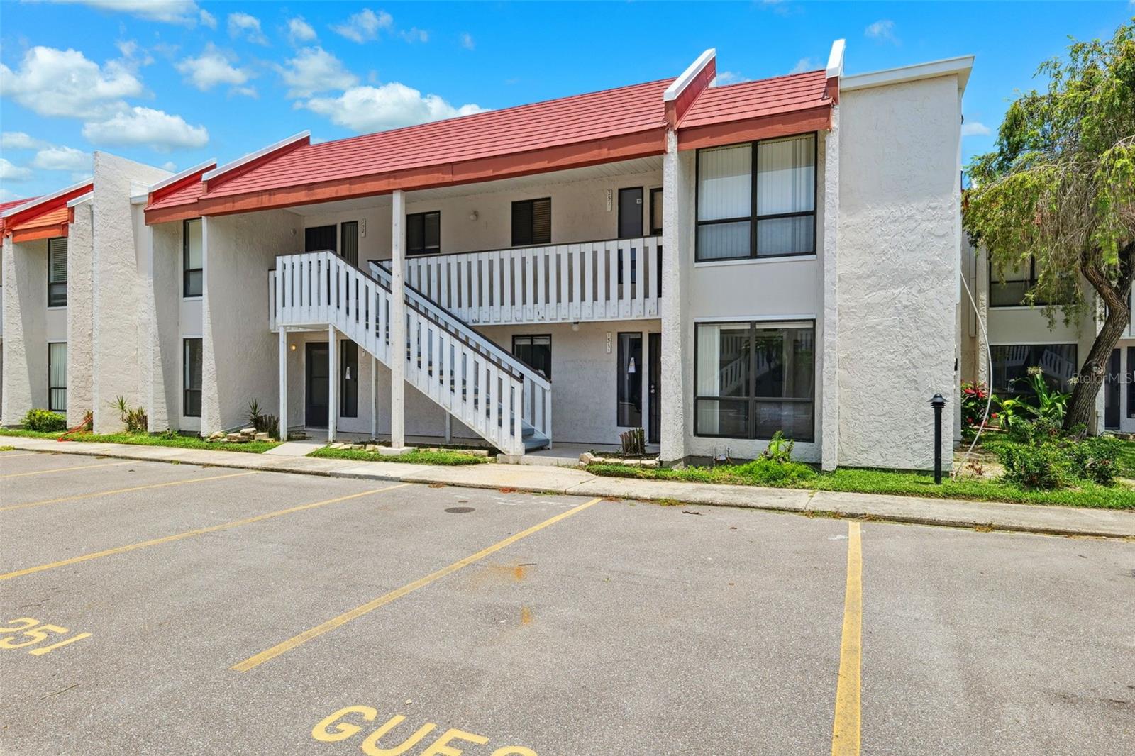 Image 2 of 38 For 1801 Gulf Drive N 251
