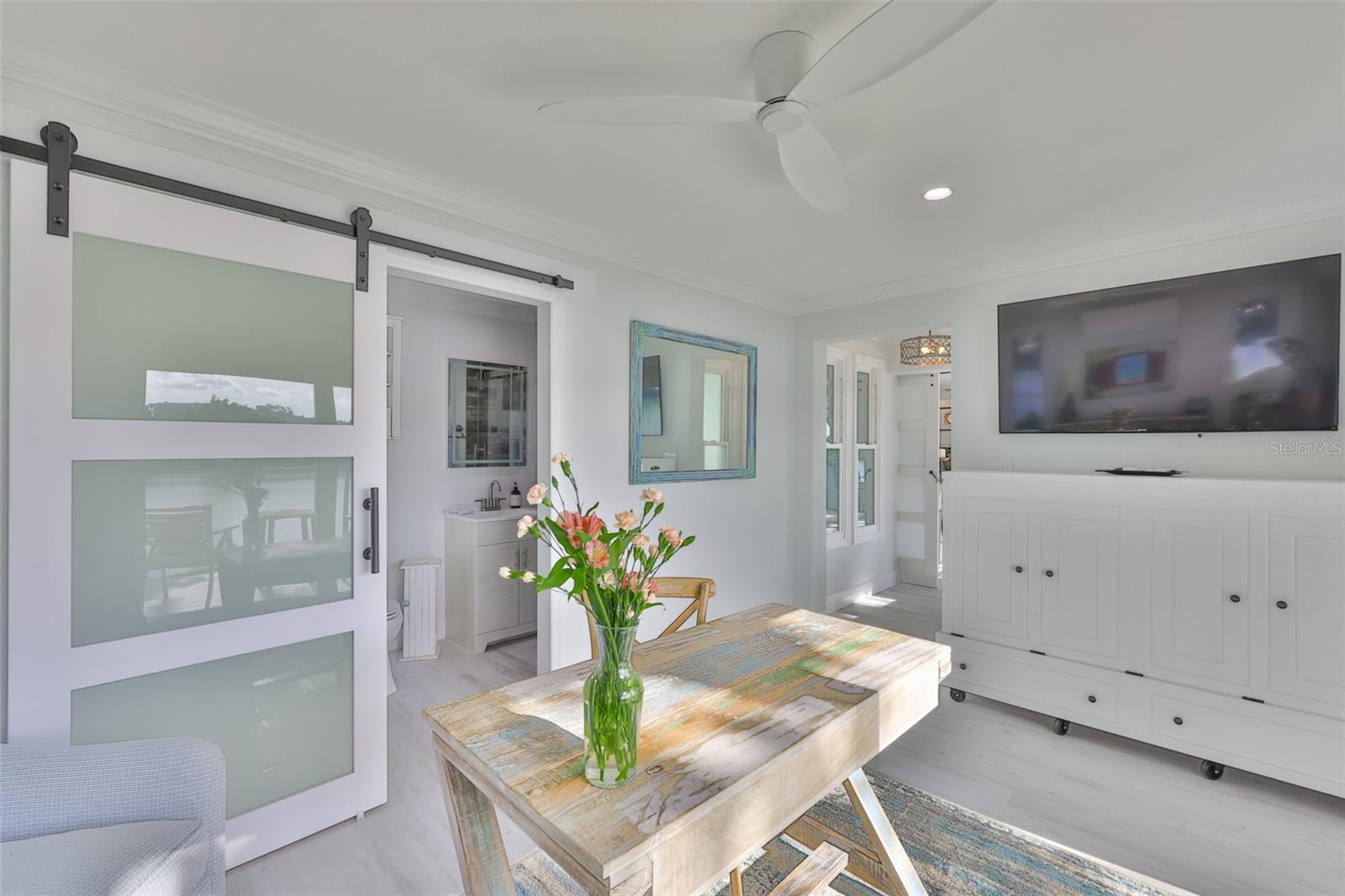 Image 15 of 59 For 101 Poinciana Lane