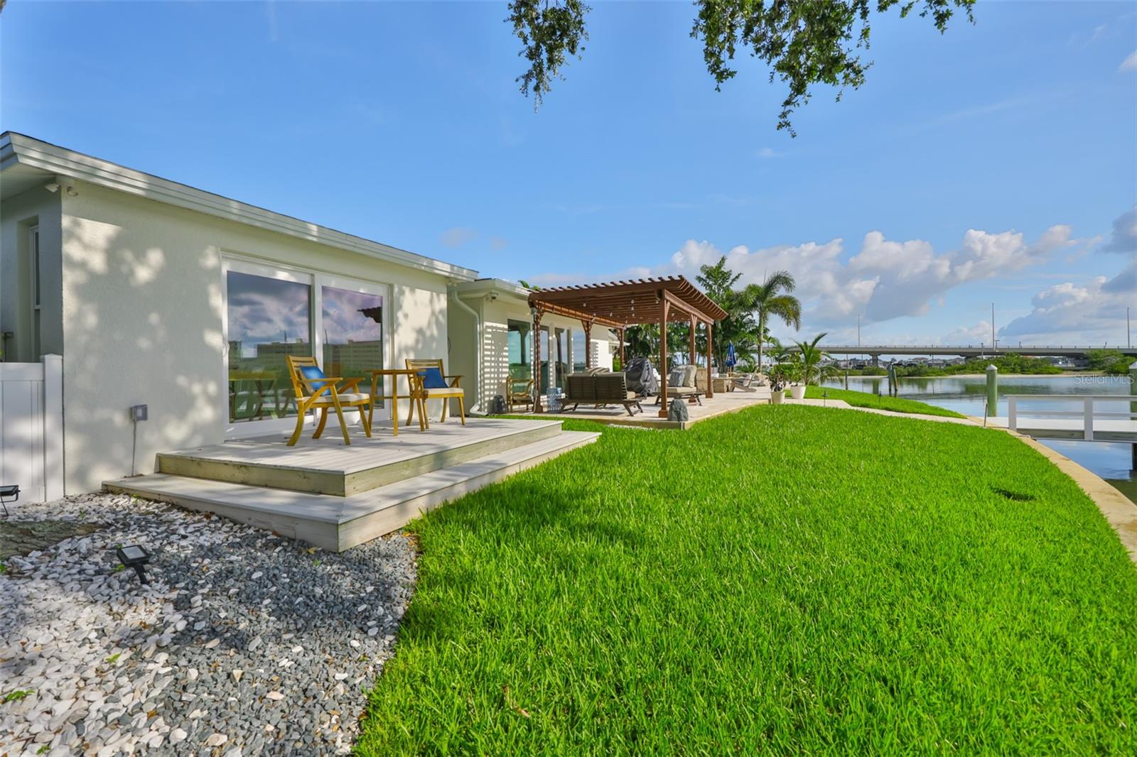 Image 33 of 59 For 101 Poinciana Lane