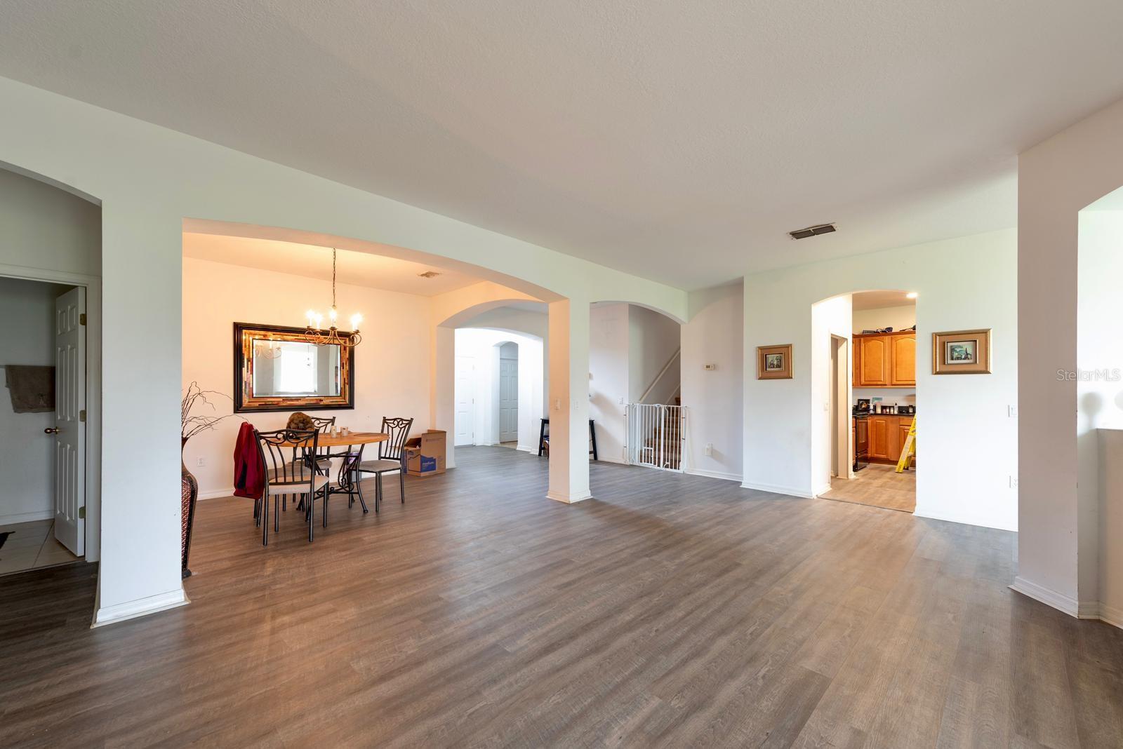 Image 4 of 21 For 3747 Eagle Isle Circle