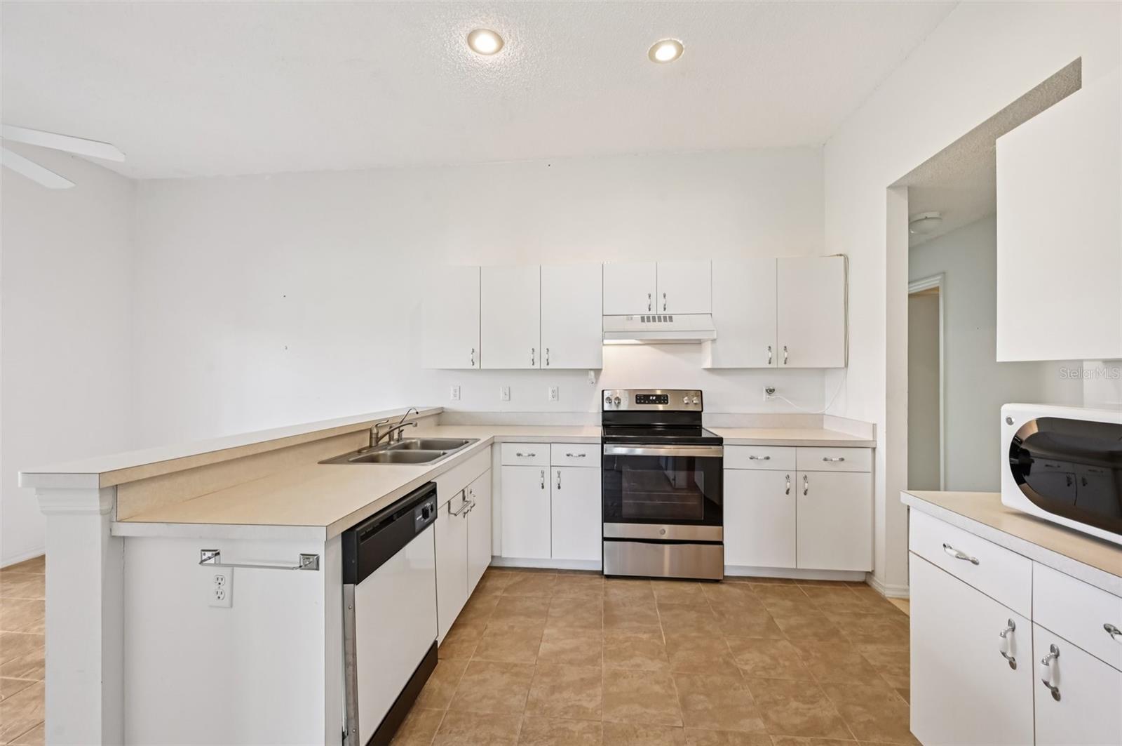 Image 12 of 67 For 1011 Otter Mill Way