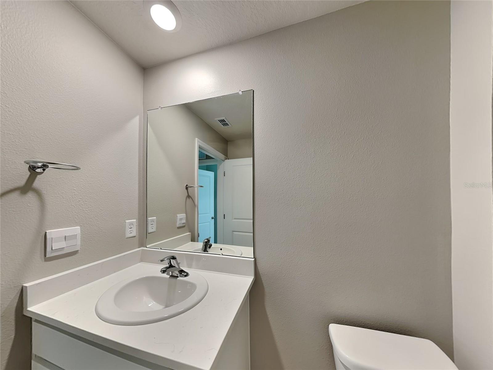 Image 15 of 16 For 12120 Kingsley Trail