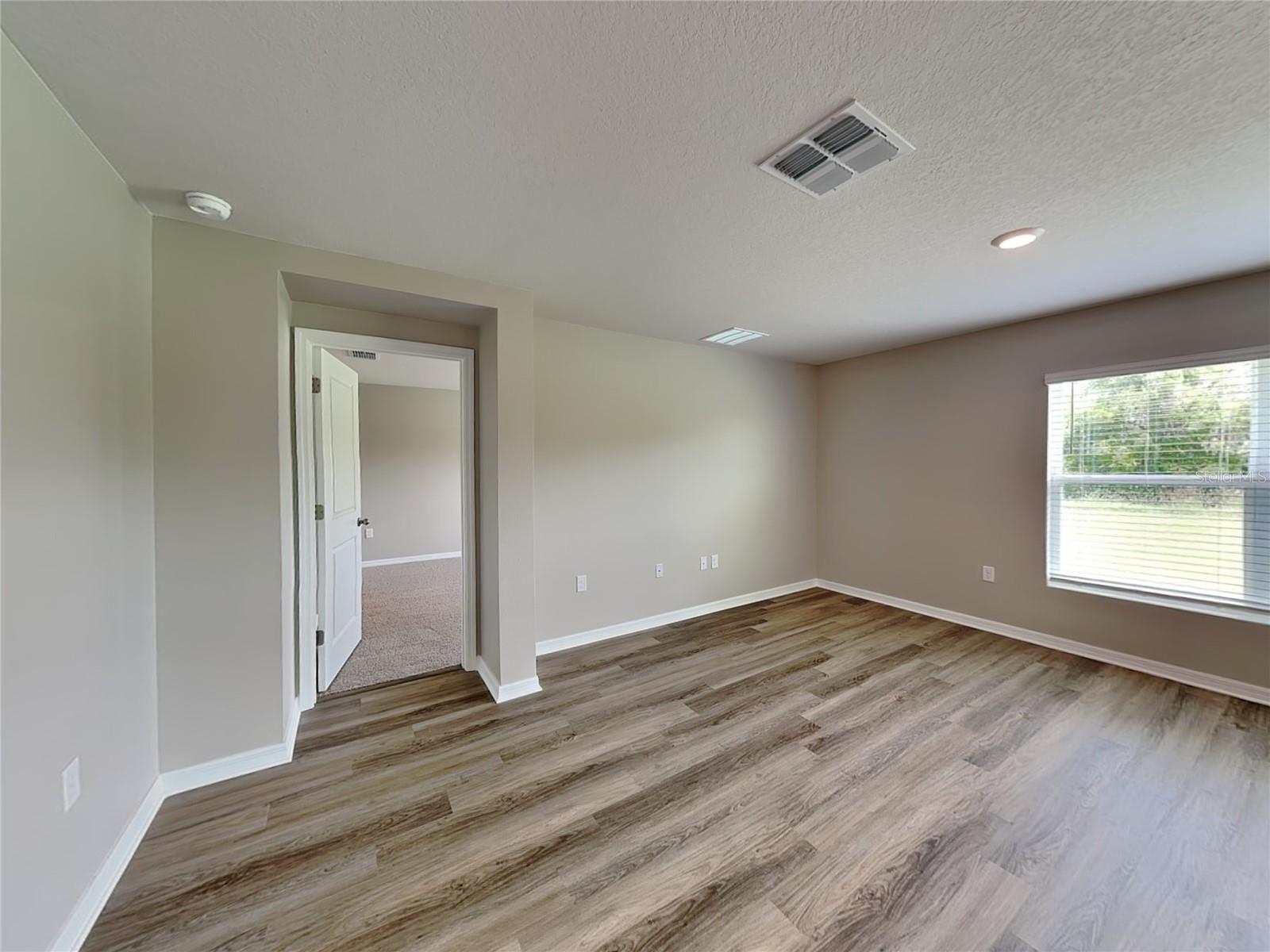 Image 3 of 16 For 12120 Kingsley Trail