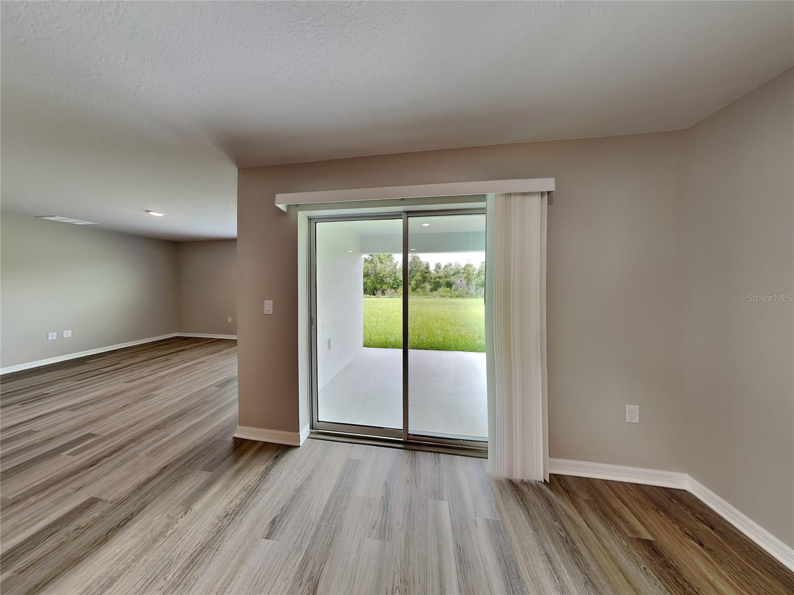 Image 4 of 16 For 12120 Kingsley Trail