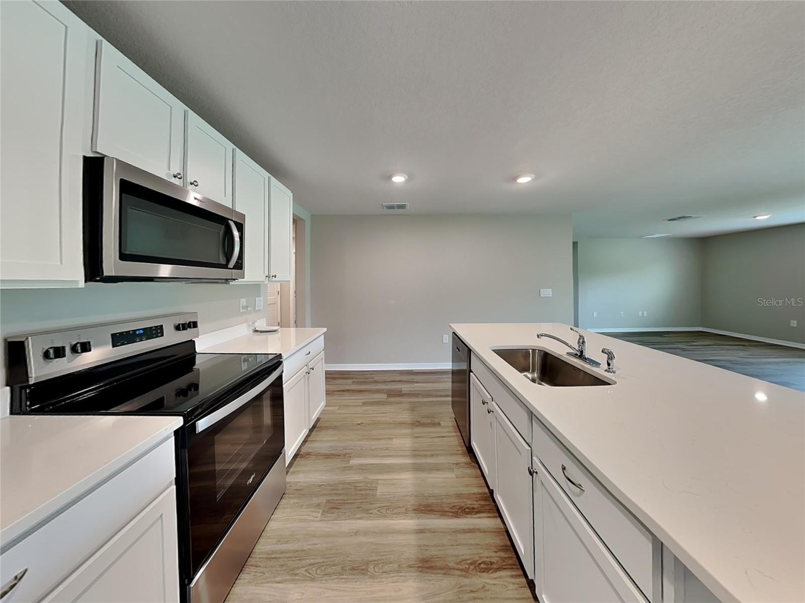 Image 6 of 16 For 12120 Kingsley Trail