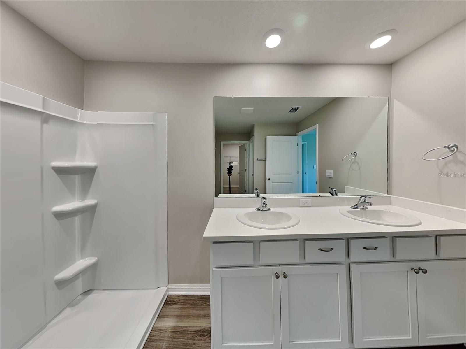 Image 8 of 16 For 12120 Kingsley Trail