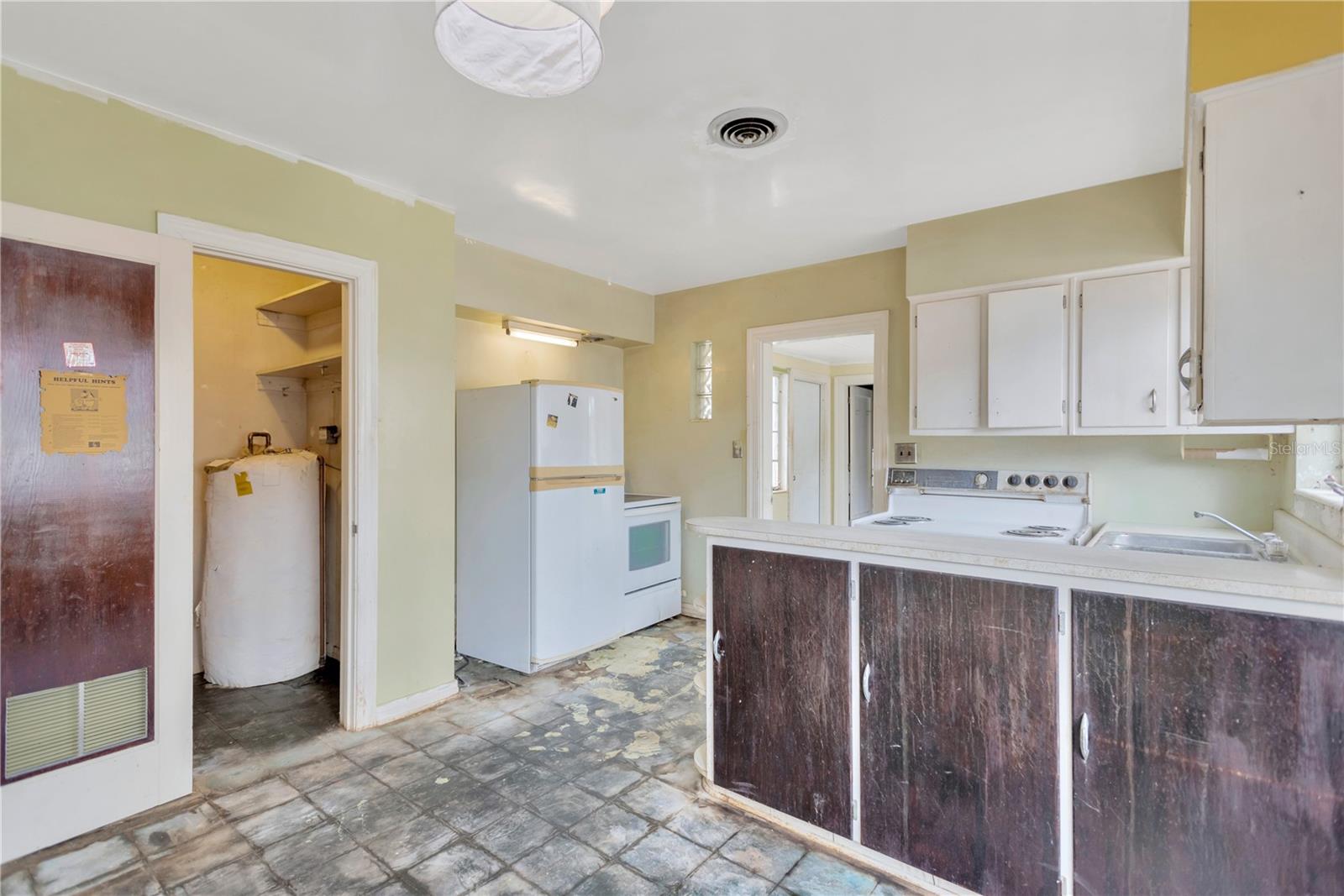 Image 19 of 29 For 4751 1st Avenue S