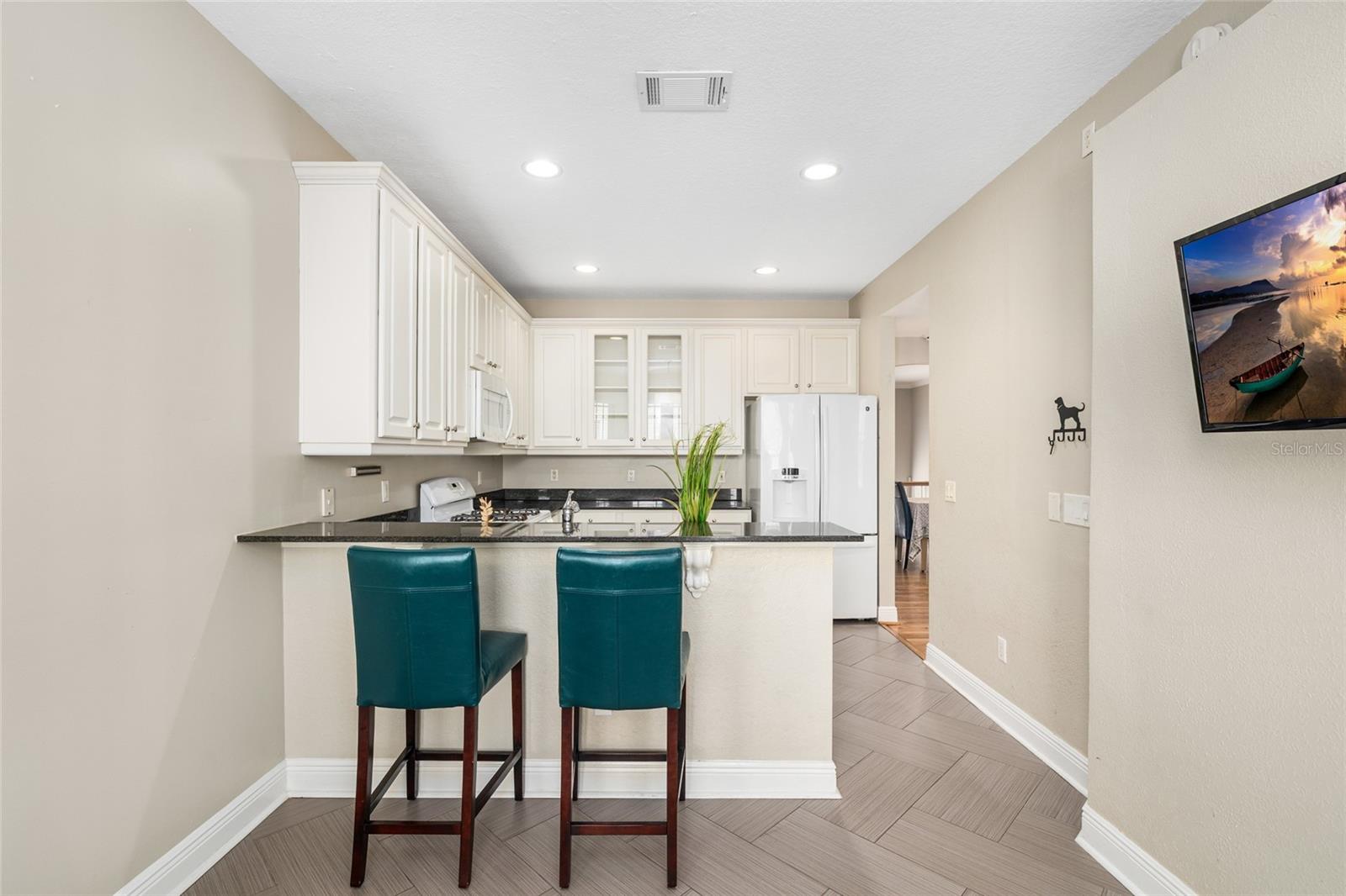 Image 19 of 51 For 3315 De Leon Street 7