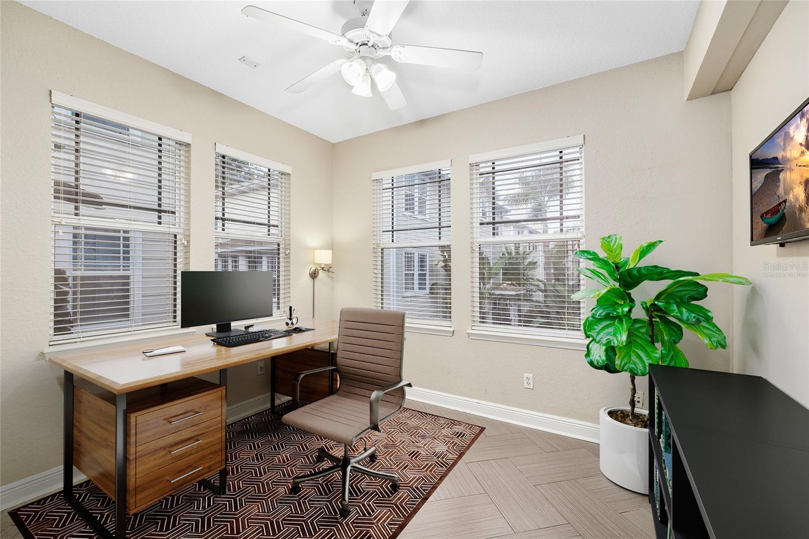 Image 21 of 51 For 3315 De Leon Street 7