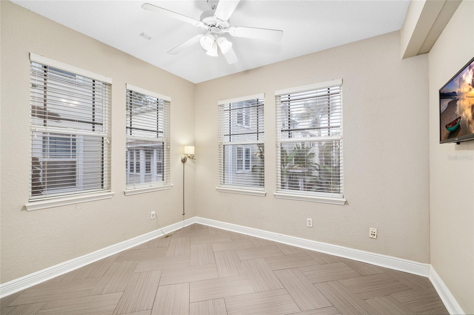 Image 22 of 51 For 3315 De Leon Street 7