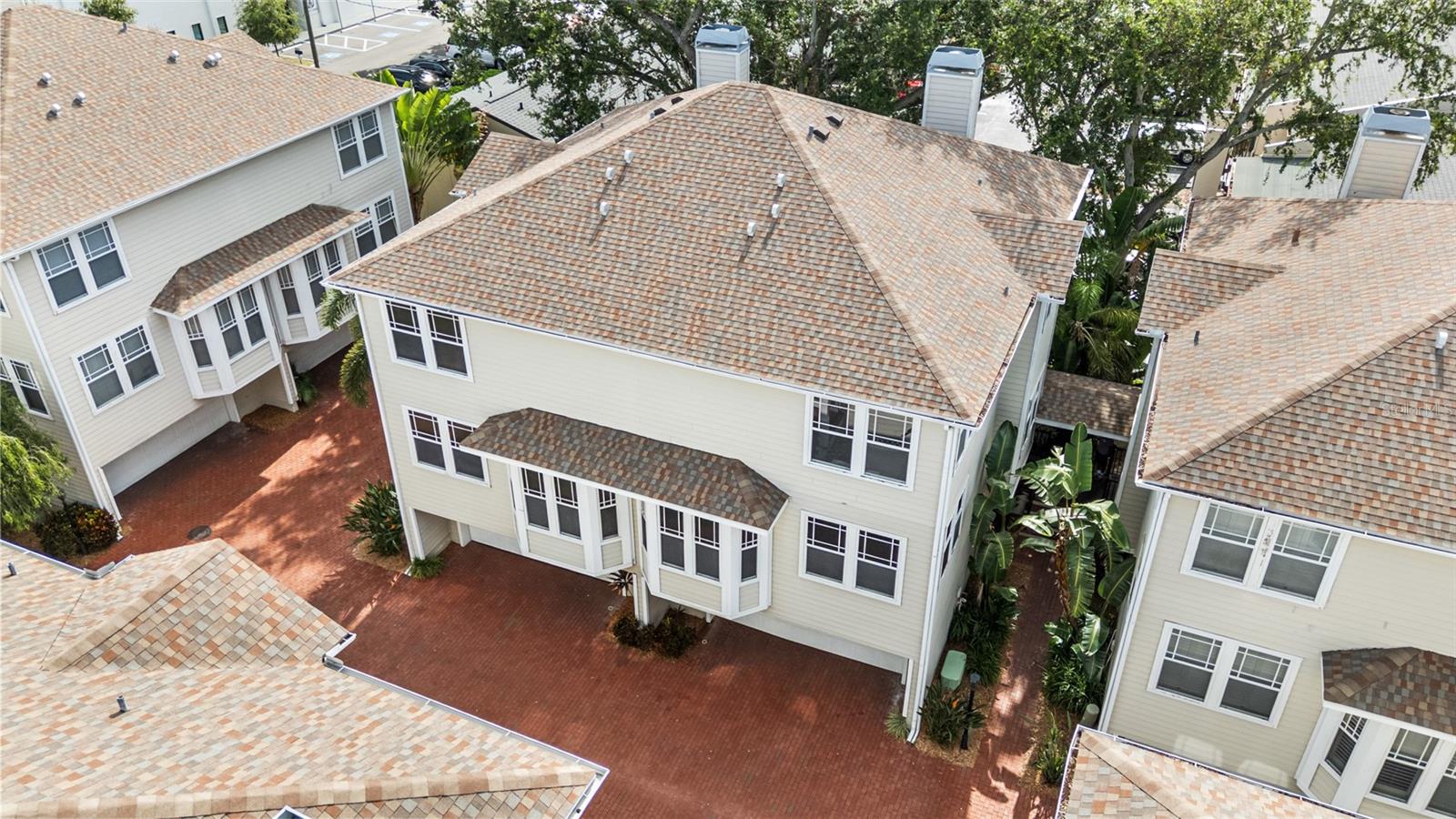 Image 57 of 66 For 3315 De Leon Street 7