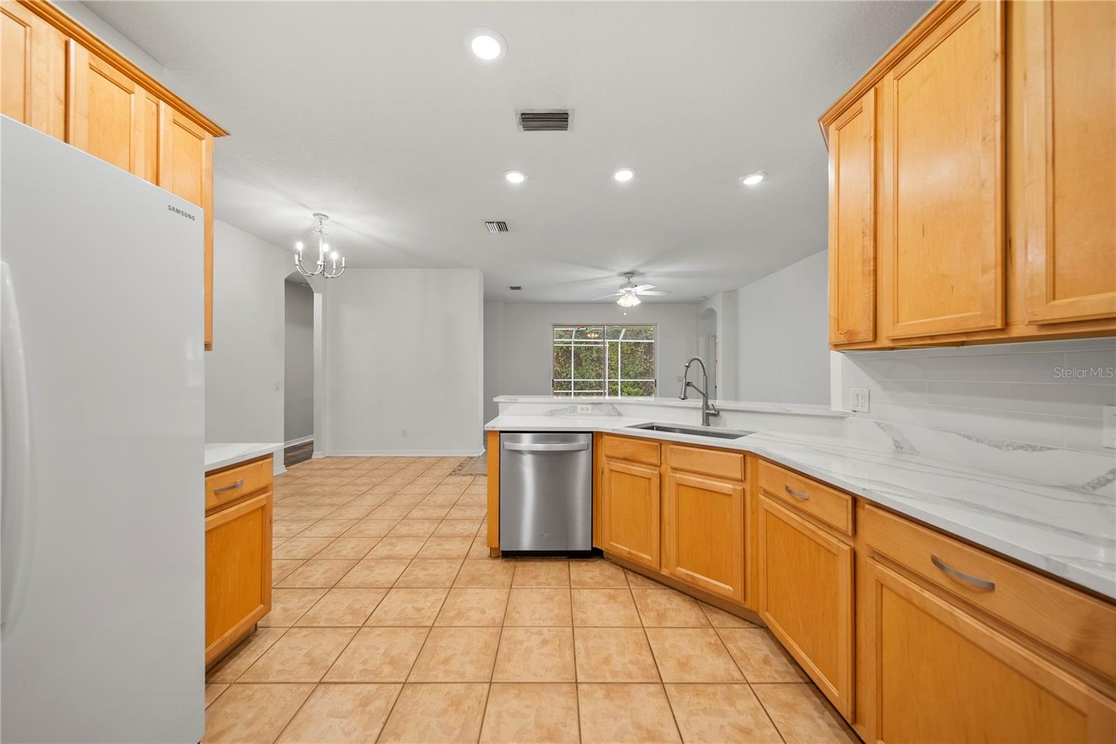 Image 11 of 28 For 18214 Stillwell Lane