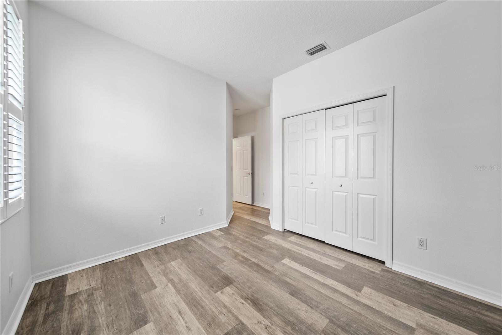 Image 18 of 28 For 18214 Stillwell Lane