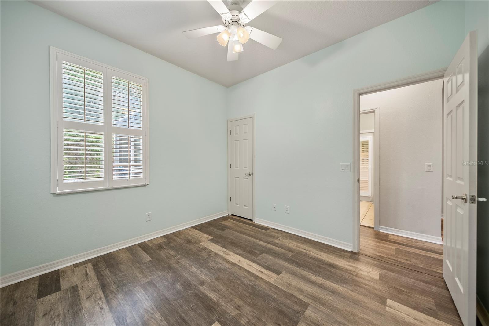 Image 21 of 28 For 18214 Stillwell Lane