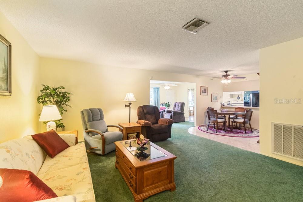 Image 19 of 48 For 11015 Linkside Drive