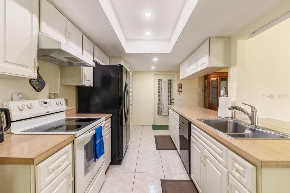 Image 3 of 48 For 11015 Linkside Drive