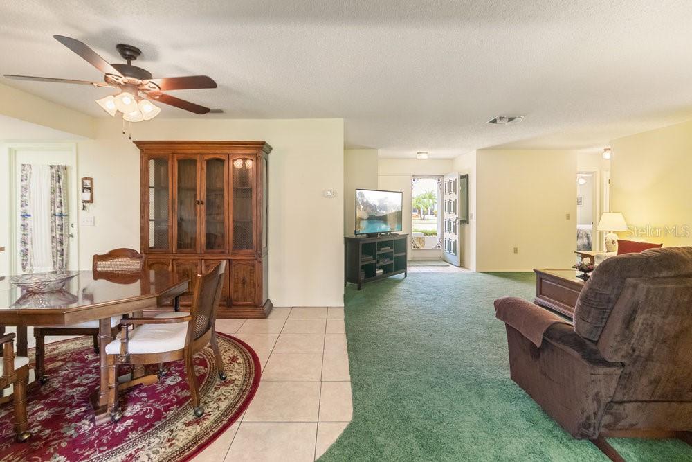 Image 9 of 48 For 11015 Linkside Drive