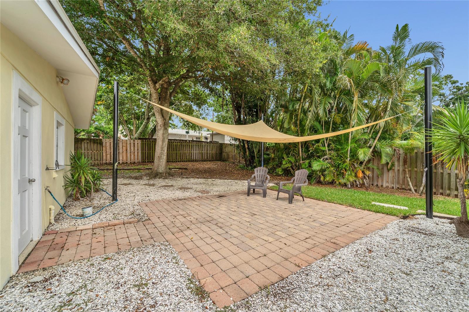 Listing photo id 26 for 312 Lagoon Drive