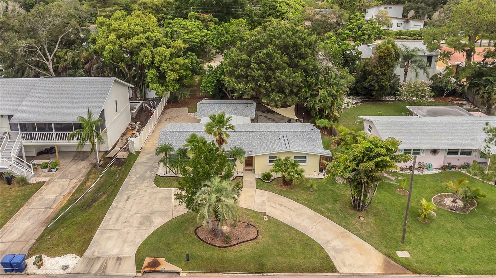 Listing photo id 30 for 312 Lagoon Drive