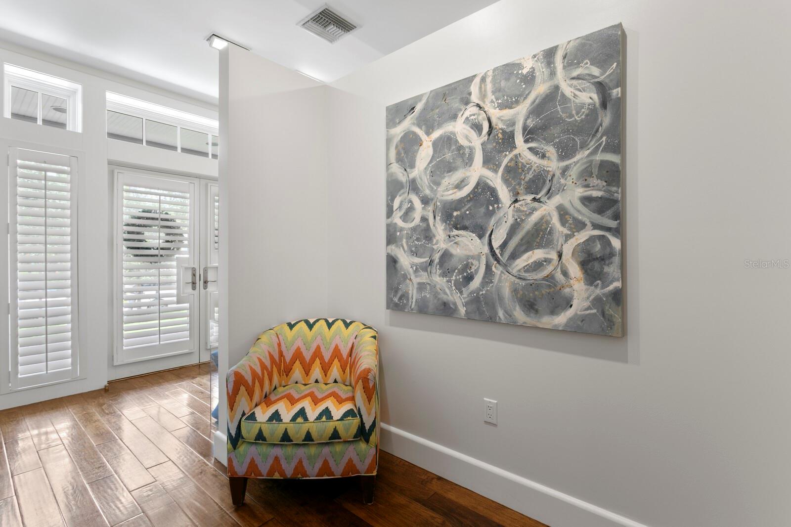 Image 20 of 89 For 826 Edison Avenue