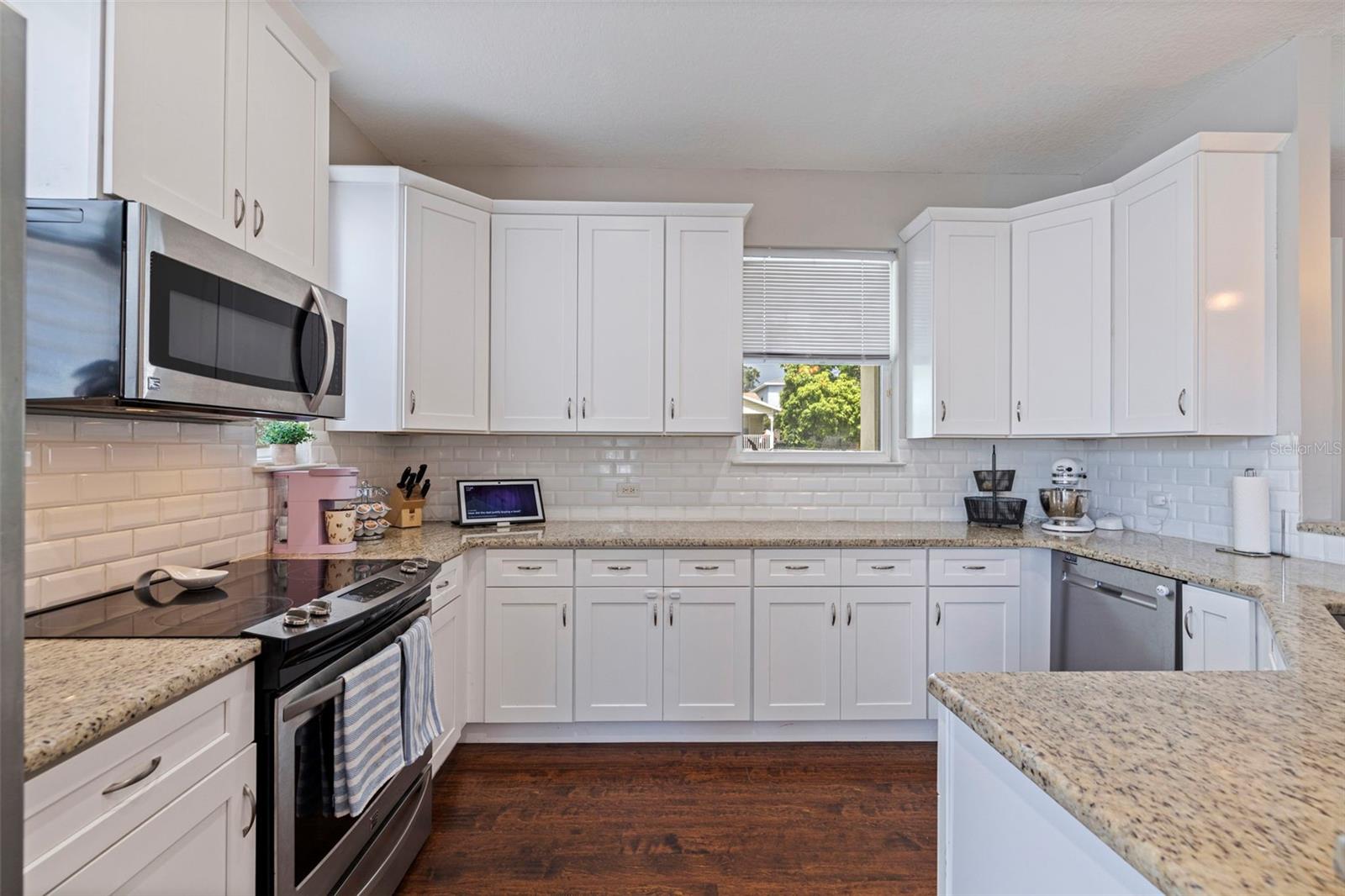 Image 10 of 49 For 1036 7th Street S
