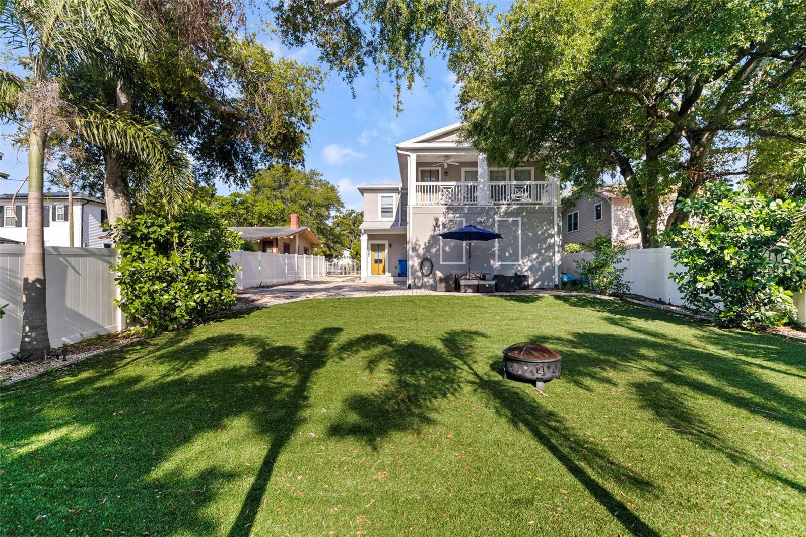 Image 4 of 49 For 1036 7th Street S