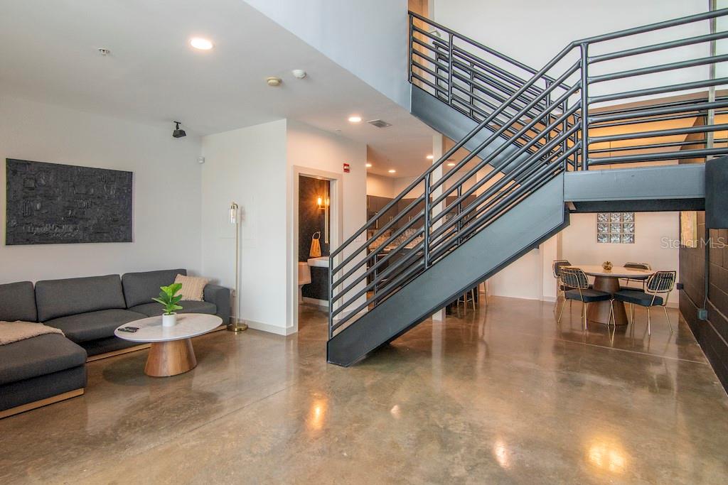 Image 3 of 30 For 5008 Macdill Avenue 24