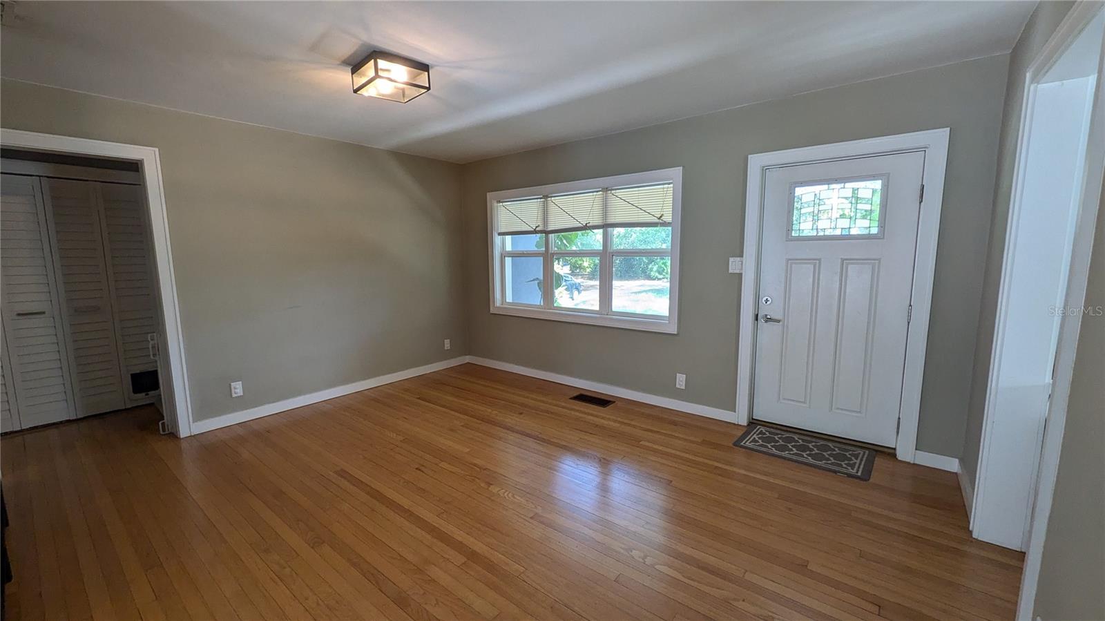 Image 3 of 24 For 1200 Alhambra Way S