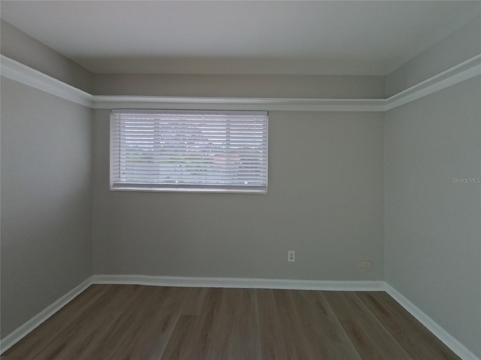 Image 6 of 13 For 6898 17th Lane N