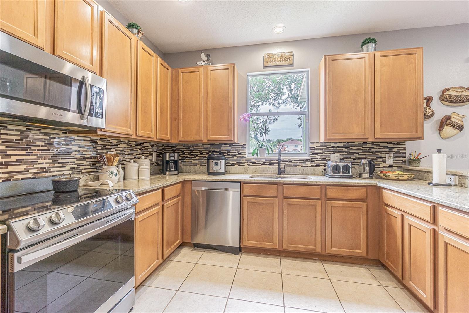 Image 13 of 66 For 10427 Lucaya Drive