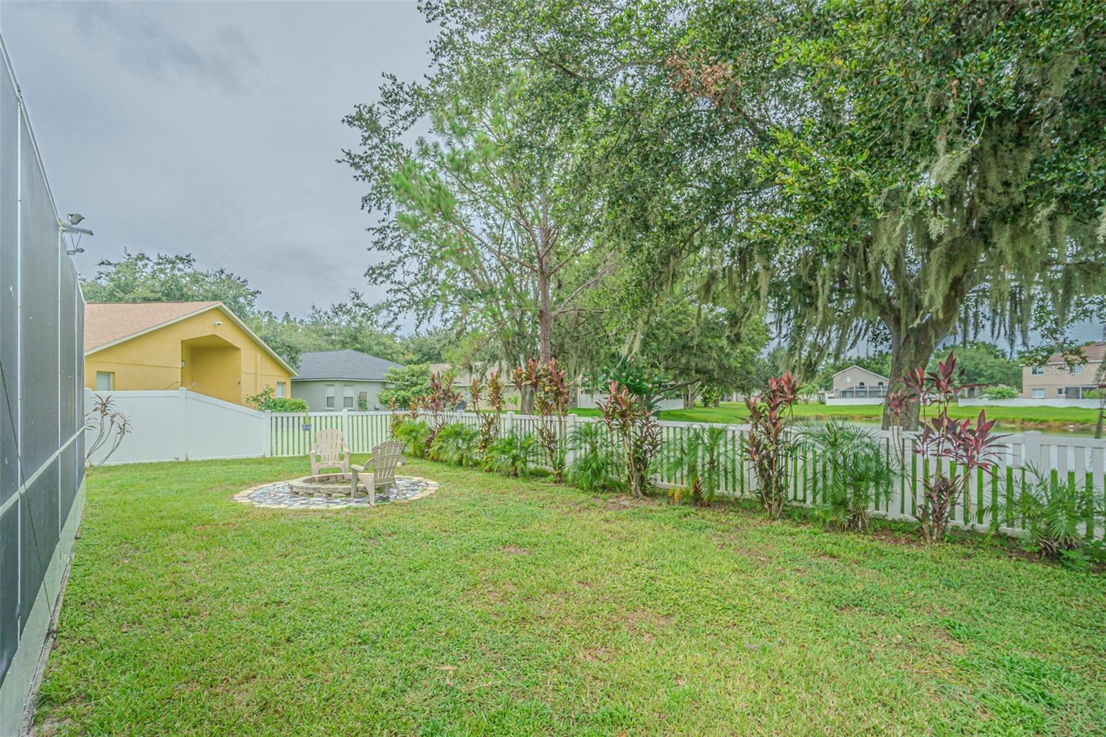 Image 15 of 66 For 10427 Lucaya Drive